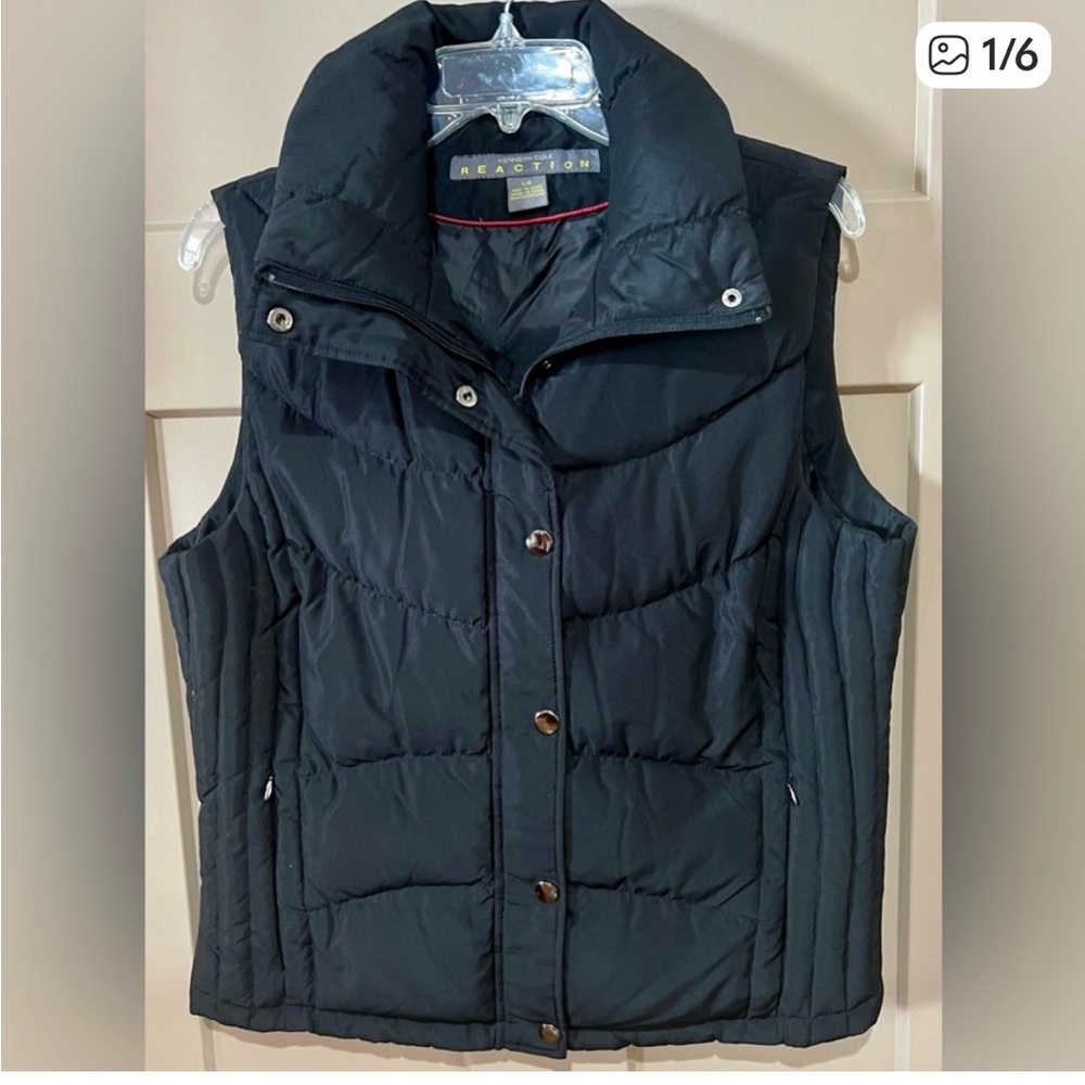 Kenneth Cole Reaction Ladies Winter Vest with pockets